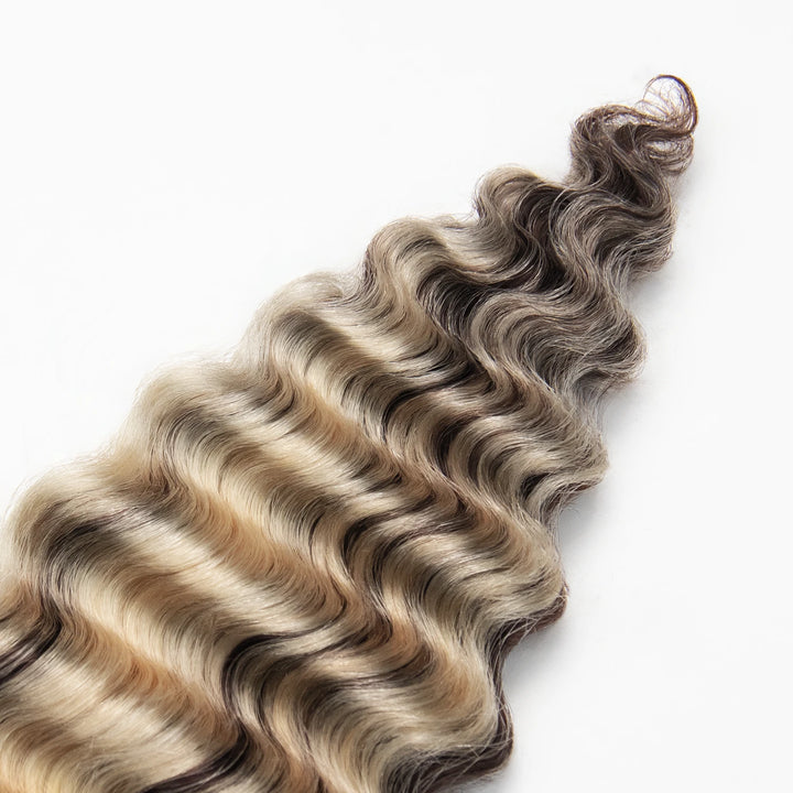 Close-up of Ywigs #4/#613 Deep Wave Bulk Hair Extensions for Braiding ends showing soft defined curls