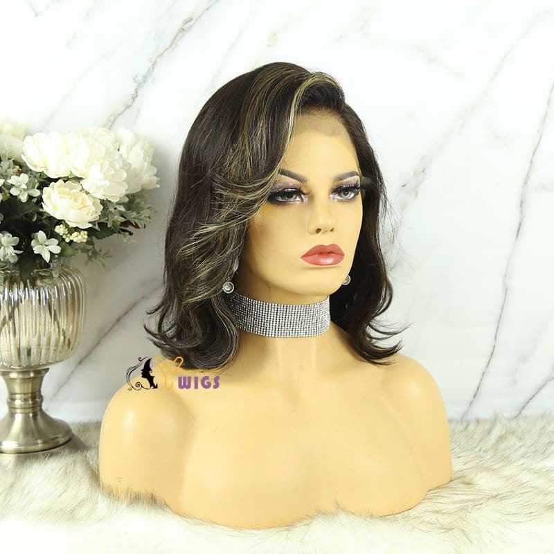 Highlighted Layered Natural Wave Short 360 Lace Frontal Bob Wig front2