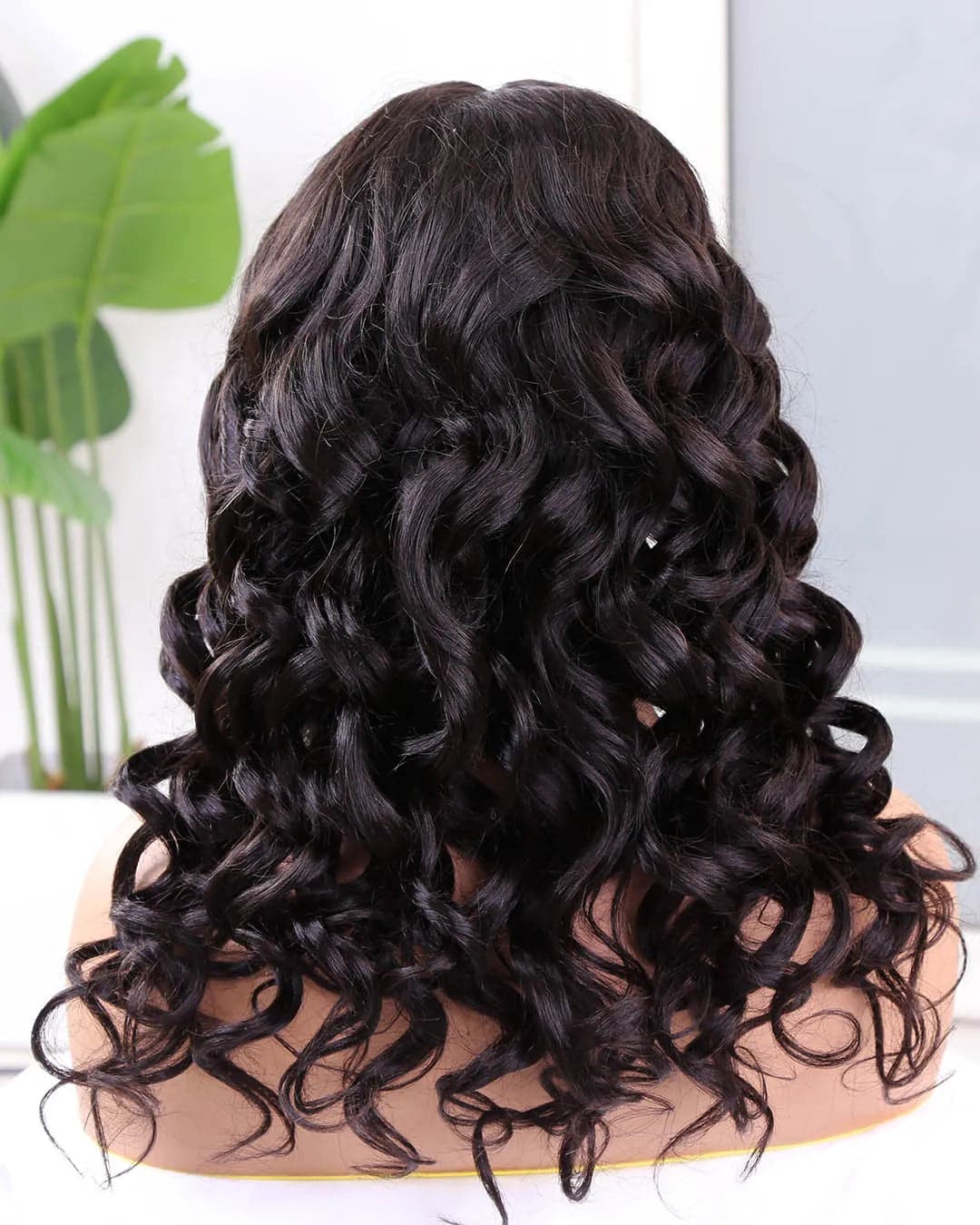 minimal leave out v part wig loose wave ywigs